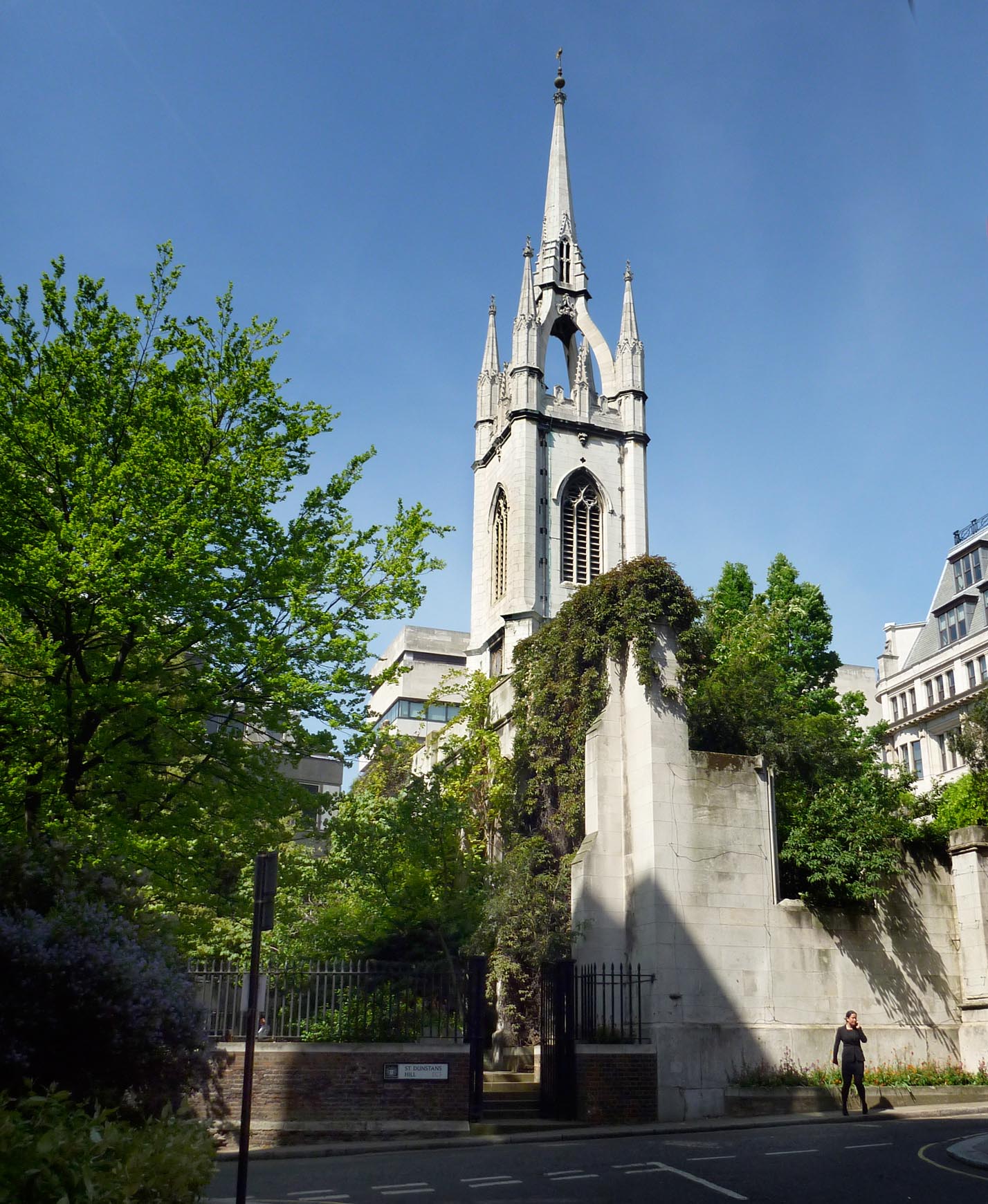 SAINT%20DUNSTAN%20IN%20THE%20EAST_57.jpg